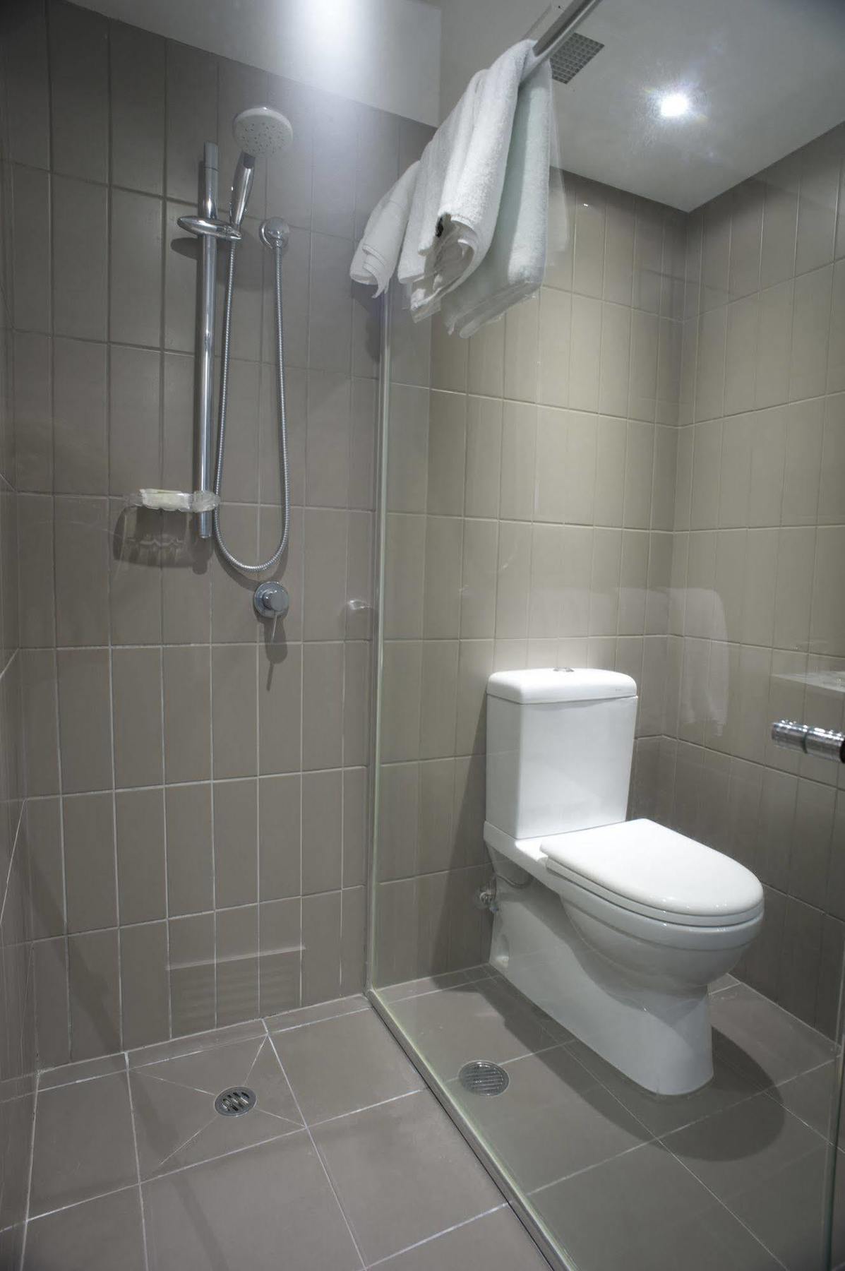 The Fort Budget Hotel- Bonifacio Global City Makati City Екстер'єр фото